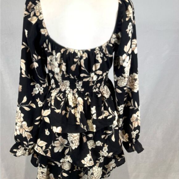 Black and ivory long sleeve corset top tiered floral ruffle dress medium NWT - Picture 5 of 9